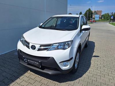 Toyota RAV4 IV MPV D-4D 125 124KM 2015