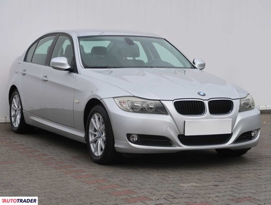 BMW 318 2.0 140 KM 2009r. (Piaseczno)