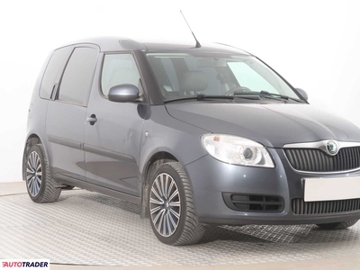 Skoda Roomster 1.6 103 KM 2009r. (Piaseczno)