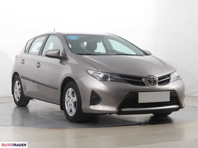 Toyota Auris 1.3 97 KM 2014r. (Piaseczno)