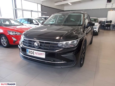 Volkswagen Tiguan 1.5 benzyna 150 KM 2021r. (Dębica)