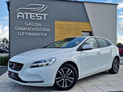 Volvo V40 II 2016