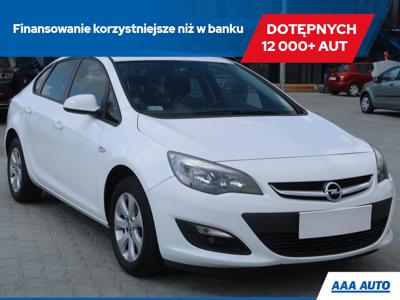 Opel Astra J Sedan 1.6 Twinport ECOTEC 115KM 2018