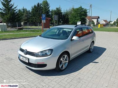 Volkswagen Golf 1.6 diesel 105 KM 2011r.