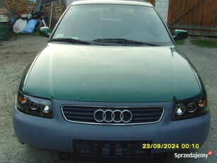 Audi A 3 1,6 benzyna