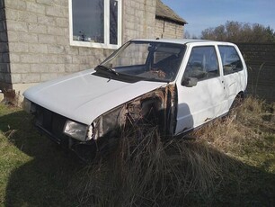 Fiat UNO 1.0 FIRE złom w całości