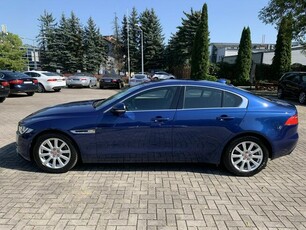 Jaguar XE 2.0 250 KM