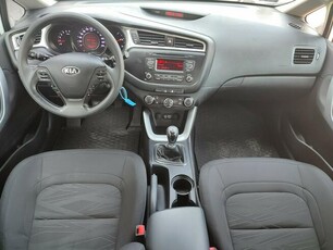 Kia Cee'd Salon Polska fv23%