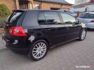 Volkswagen Golf V 2.0 Diesel 2006 Rok AUTOMAT