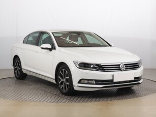 Volkswagen Passat B8 , Salon Polska, Automat, Skóra, Navi, Klimatronic, Tempomat,