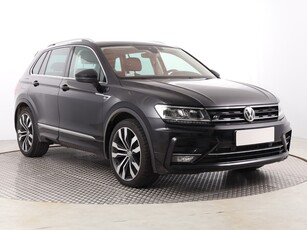 Volkswagen Tiguan , Salon Polska, Serwis ASO, Navi, Klimatronic, Tempomat,