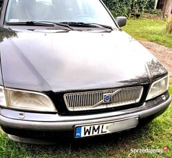 VOLVO V40 1,9TD 1998 do jazdy