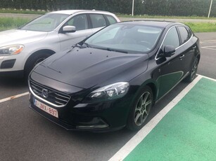 Volvo V40 II