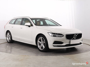 Volvo V90 D4 AWD