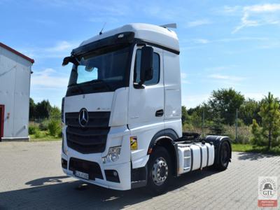 Mercedes-Benz actros 1945