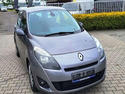 Renault Grand Scenic II Grand Scenic 1.5 dCi FAP 110KM 2011