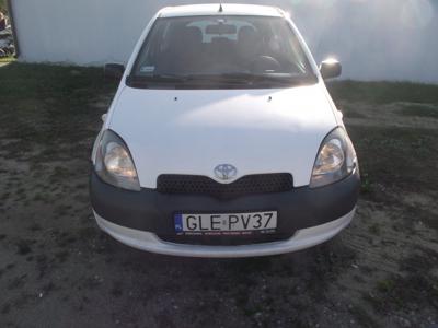 Toyota Yaris 1.0 benz