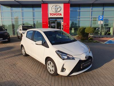 Toyota Yaris III Hatchback 5d Facelifting 2017 1.5 Dual VVT-iE 111KM 2019