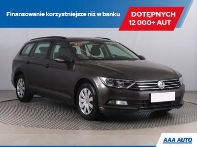 Volkswagen Passat B8 Variant 1.4 TSI BlueMotion Technology 125KM 2018