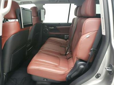 2016 Lexus LX 570 5.7l benz. V8. 367KM autom.