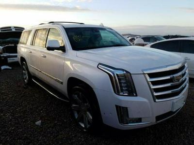 Cadillac Escalade 2017, 6.2L, Luxury, porysowany lakier