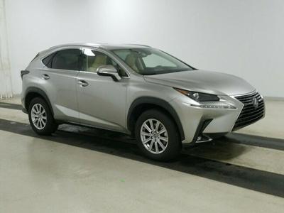 LEXUS NX 300 SILVER 2020 4 CYLINDER TURBO BENZ. 238KM 3488KM