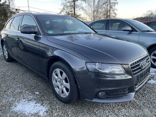 AUDI A4 KOMBI Automat-Xenon-Led-Hak