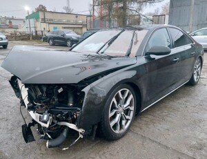 Audi A8 3.0 TDI DPF quattro tiptronic