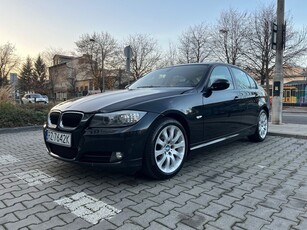 BMW Seria 3 320i