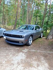 Dodge Challenger R/T 5.7 V8 Hemi