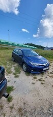 Mam na sprzedaż toyota auris 1.8 hybrid 2016