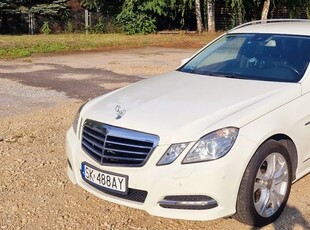 Mercedes-Benz Klasa E 200 T BlueEFFICIENCY 7G-TRONIC Avantgarde