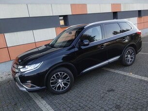 Mitsubishi Outlander 2.2 DI-D 4WD Automatik Diamant Edition