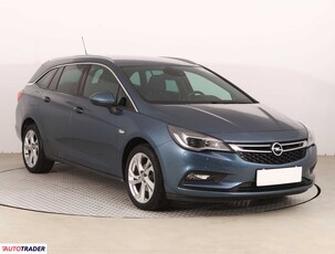 Opel Astra 1.4 123 KM 2016r. (Piaseczno)