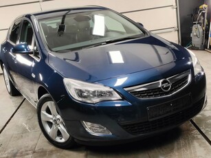 Opel Astra 1.4 Turbo Cosmo