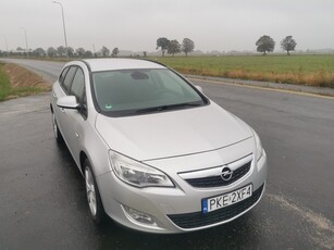 Opel Astra J Stan BDB