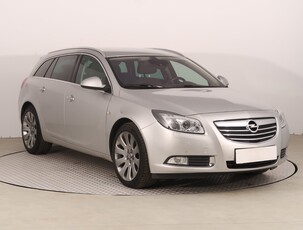 Opel Insignia , Automat, Navi, Xenon, Klimatronic, Tempomat, Parktronic,