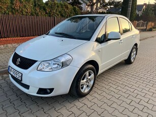 Suzuki SX4 1.6 GLX / Comfort