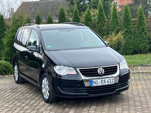 Volkswagen Touran 1.6 Conceptline