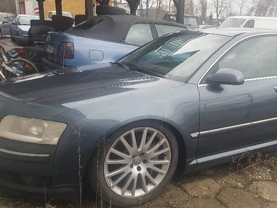 Audi A8 4.2