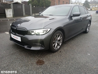 BMW Seria 3 318i Business Edition