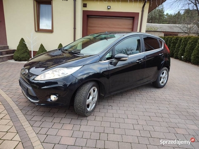 Ford Fiesta 1,4 *5 Drzwi * Titanum * Klimatronic * Serwis *