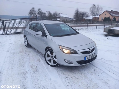 Opel Astra 1.6 Turbo Sport