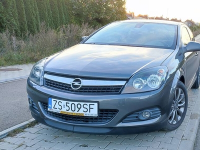 Opel Astra GTC 2010 Serwisowany do końca! Czujniki park.!!