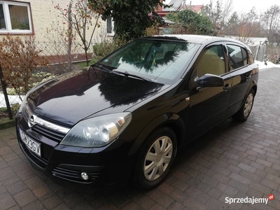 Opel Astra H 1.7 cdti isuzu,101 koni,5 drzwi,Hak,bez korozji