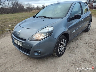 RENAULT CLIO LIFT