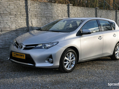 Toyota Auris 1.6 132KM Navi Kamera LED Alufelgi Mały przebi…