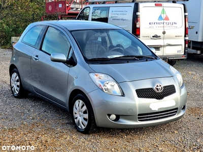 Toyota Yaris 1.3 Luna Gold