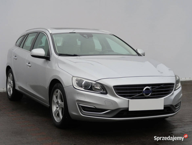 Volvo V60 D2