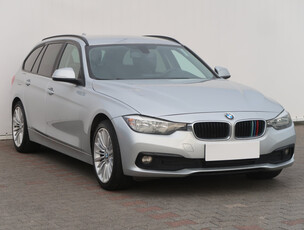 BMW 3 2015 316 d 239757km Kombi